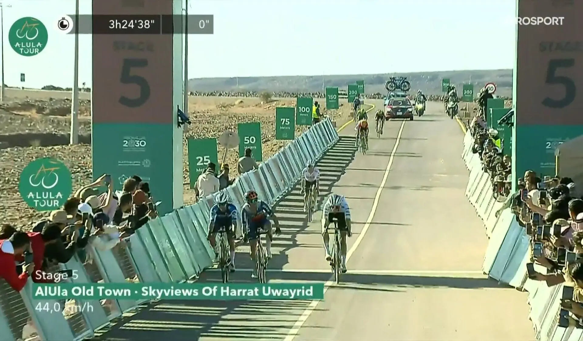 VIDEO: Dramatischer 4er-Sprint auf der 5. Etappe entscheidet über den Gesamtsieg der AlUla Tour