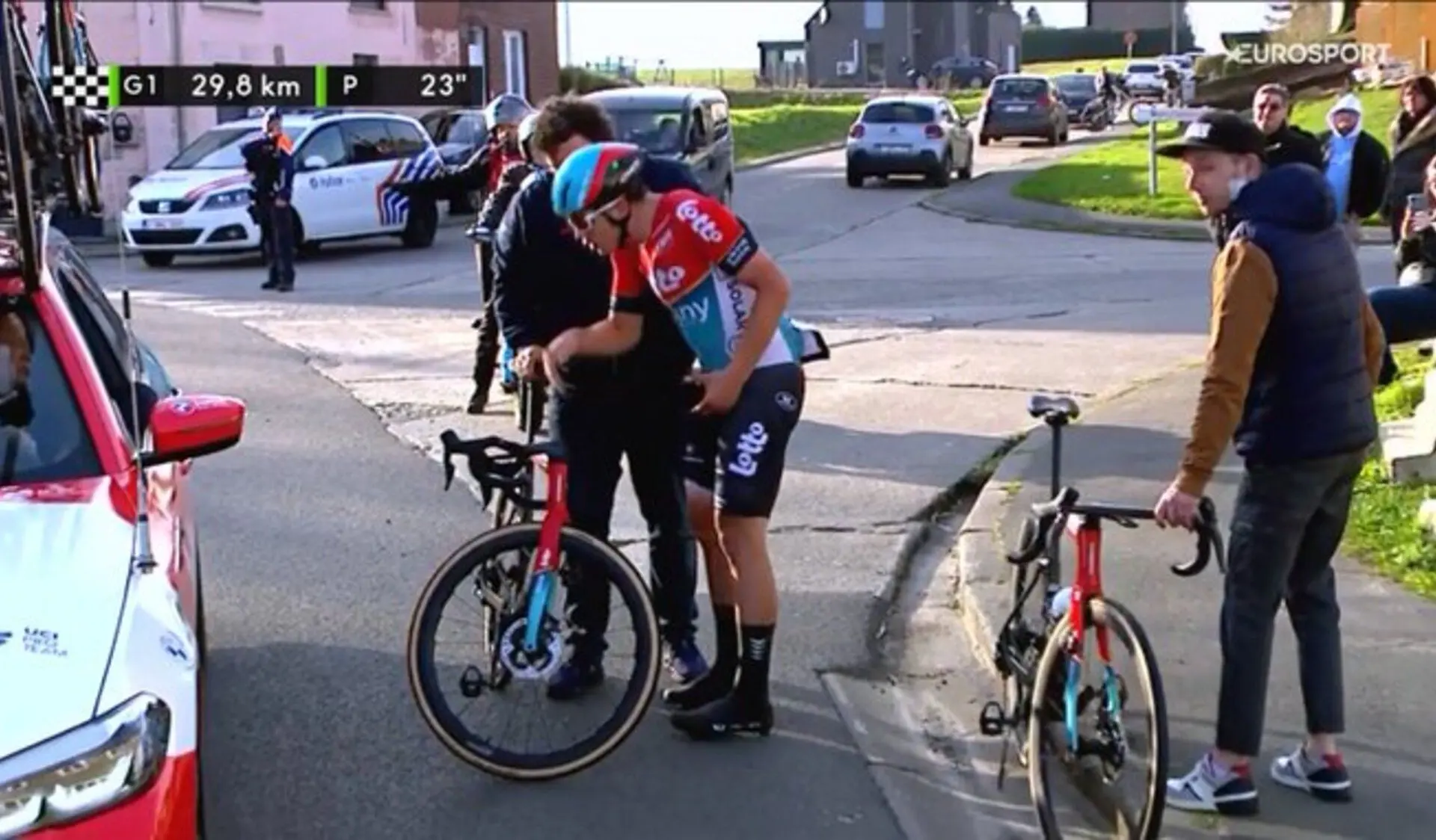 "Ich habe keinen Fehler gemacht" - Arnaud De Lie wettert nach seinem Sturz in Le Samyn 2024 gegen die Rennjury