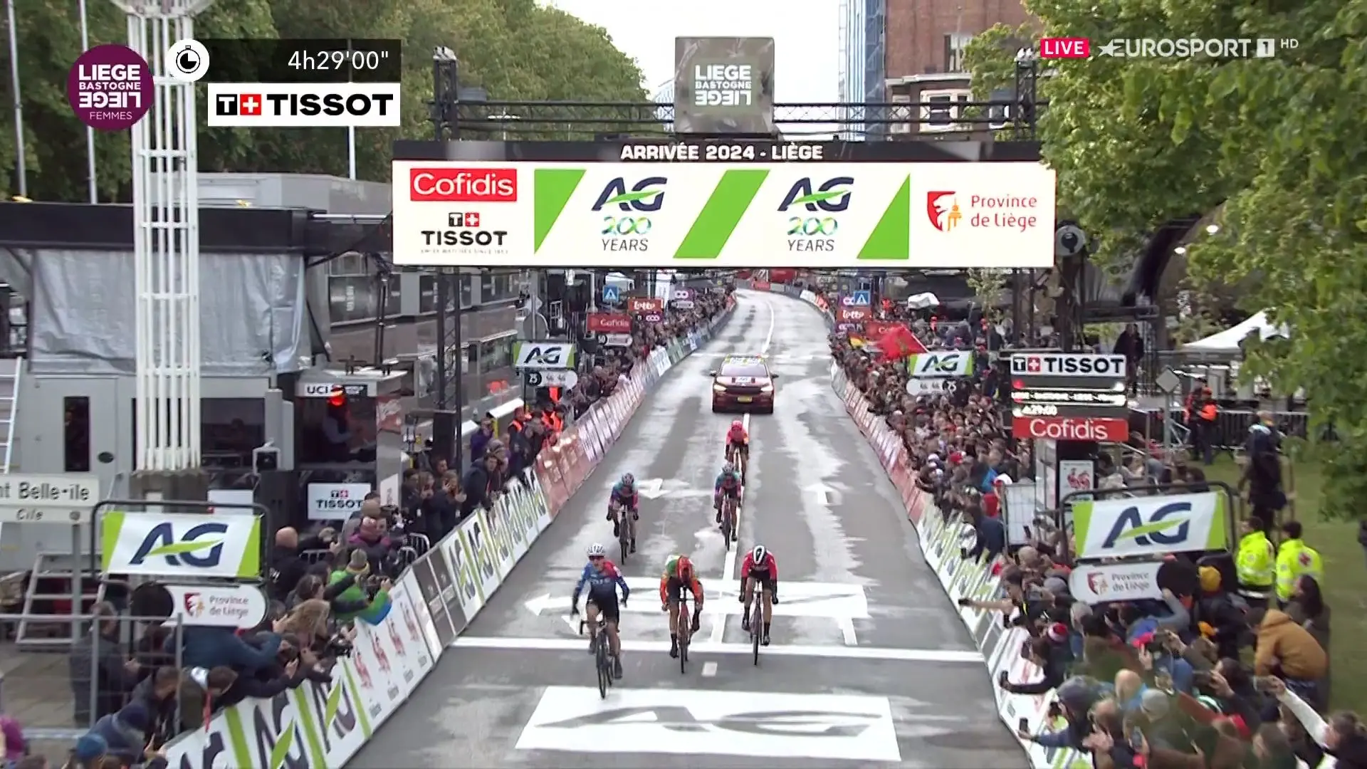 Grace Brown gewinnt Lüttich-Bastogne-Lüttich der Frauen 2024, Chabbey, Niewiadoma und Bauernfeind in den Top10