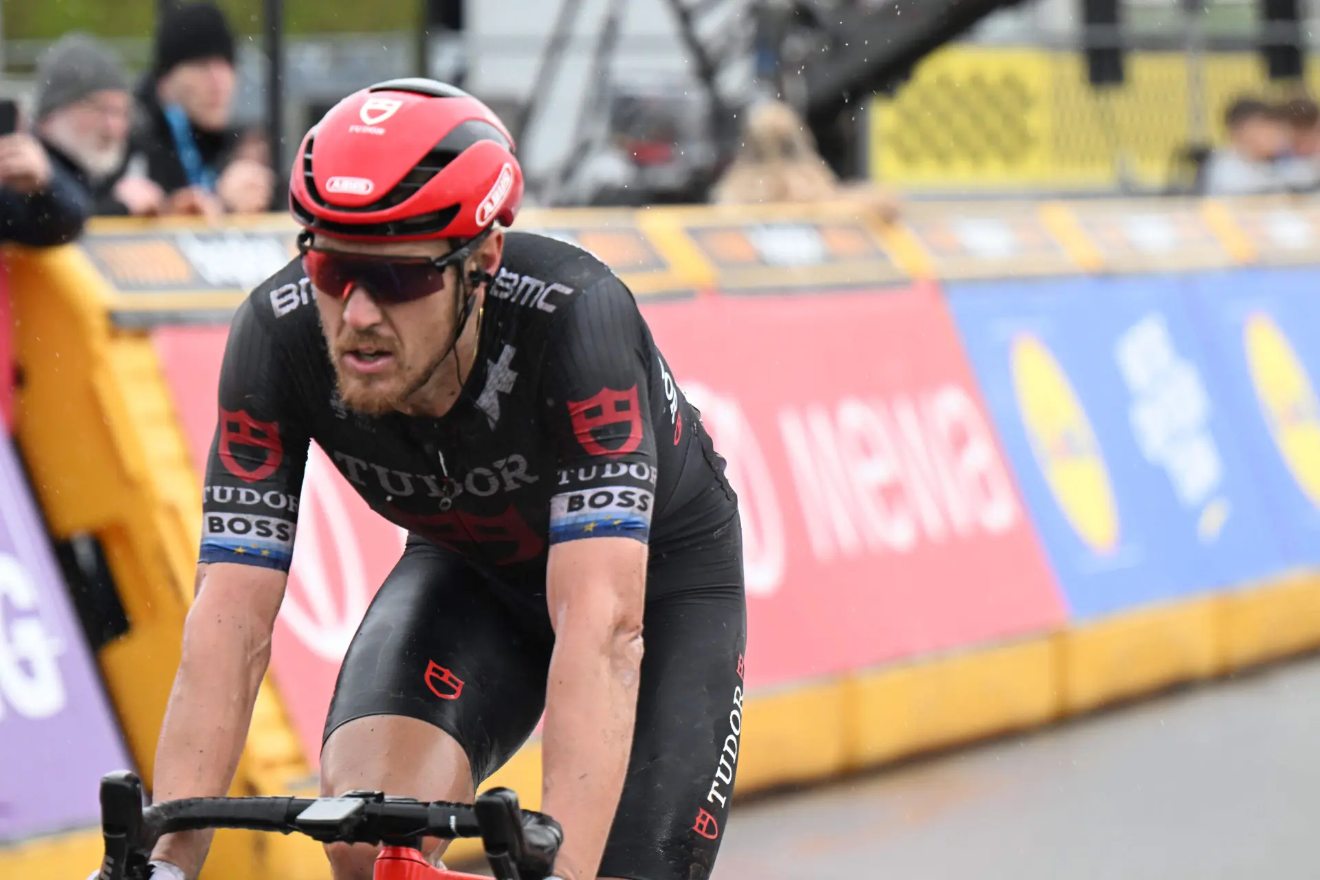 "Es war ein großer Moment in der Entwicklung unserer Mannschaft" - Fabian Cancellara ist stolz darauf, wie Tudor Pro Cycling die erste Flandern-Rundfahrt bestritten hat