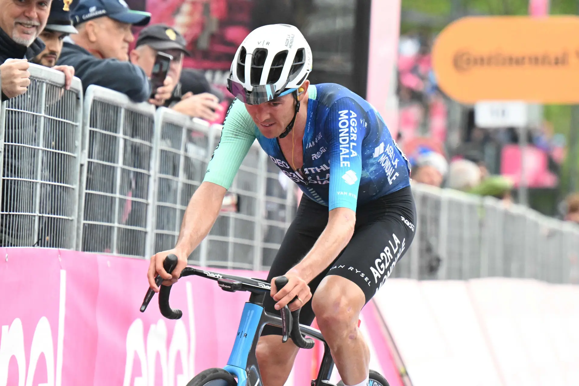 Vom 'dümmsten Kerl des Rennens' zum Podiumskandidaten; Ben O'Connor bereit für die harten Tage des Giro d'Italia 2024 - "Normalerweise kommen mir solche Strecken entgegen."