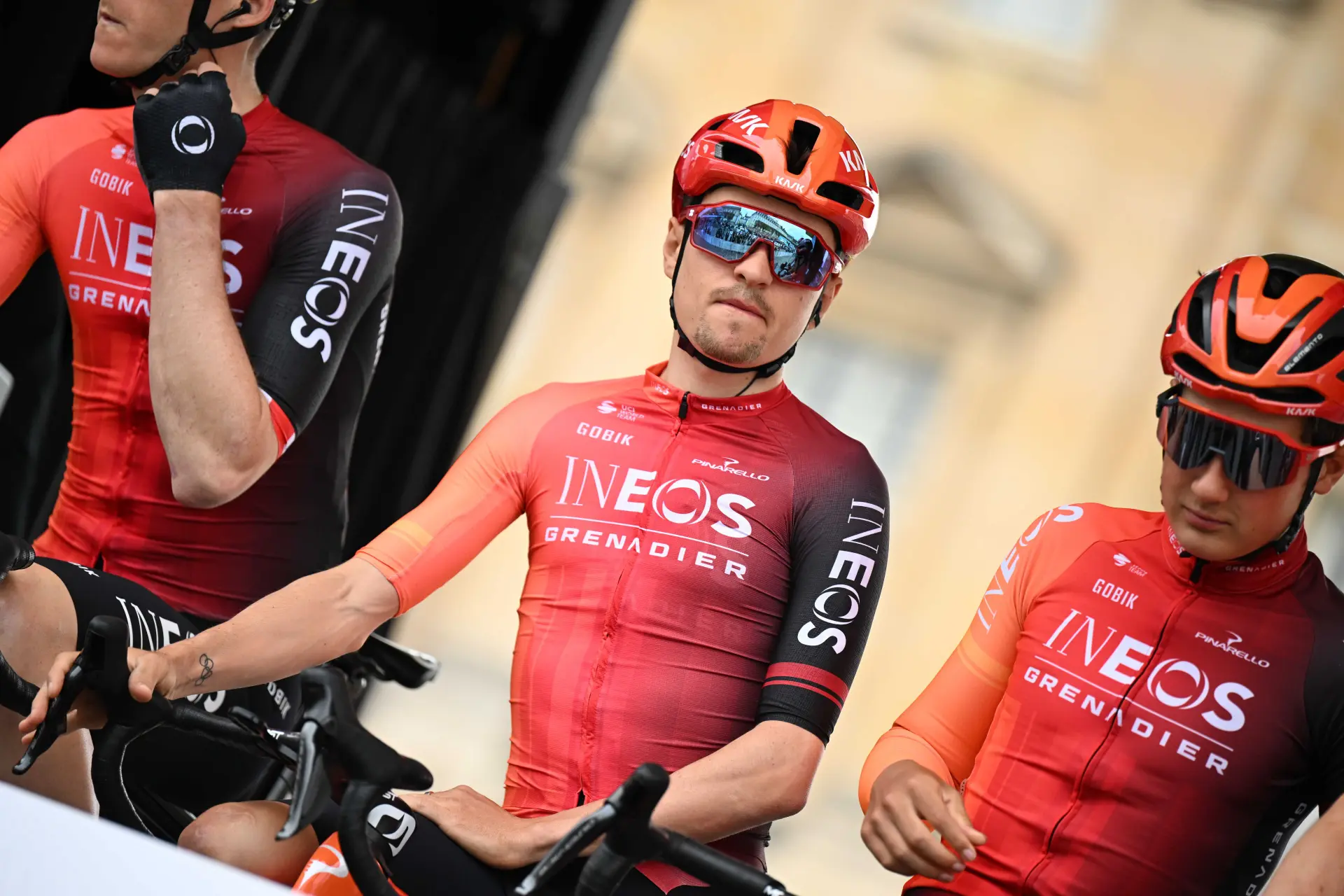 "Bei INEOS wird jetzt der Feueralarm ausgelöst" - Lance Armstrong schickt eine Warnung an Tom Pidcock und Co.