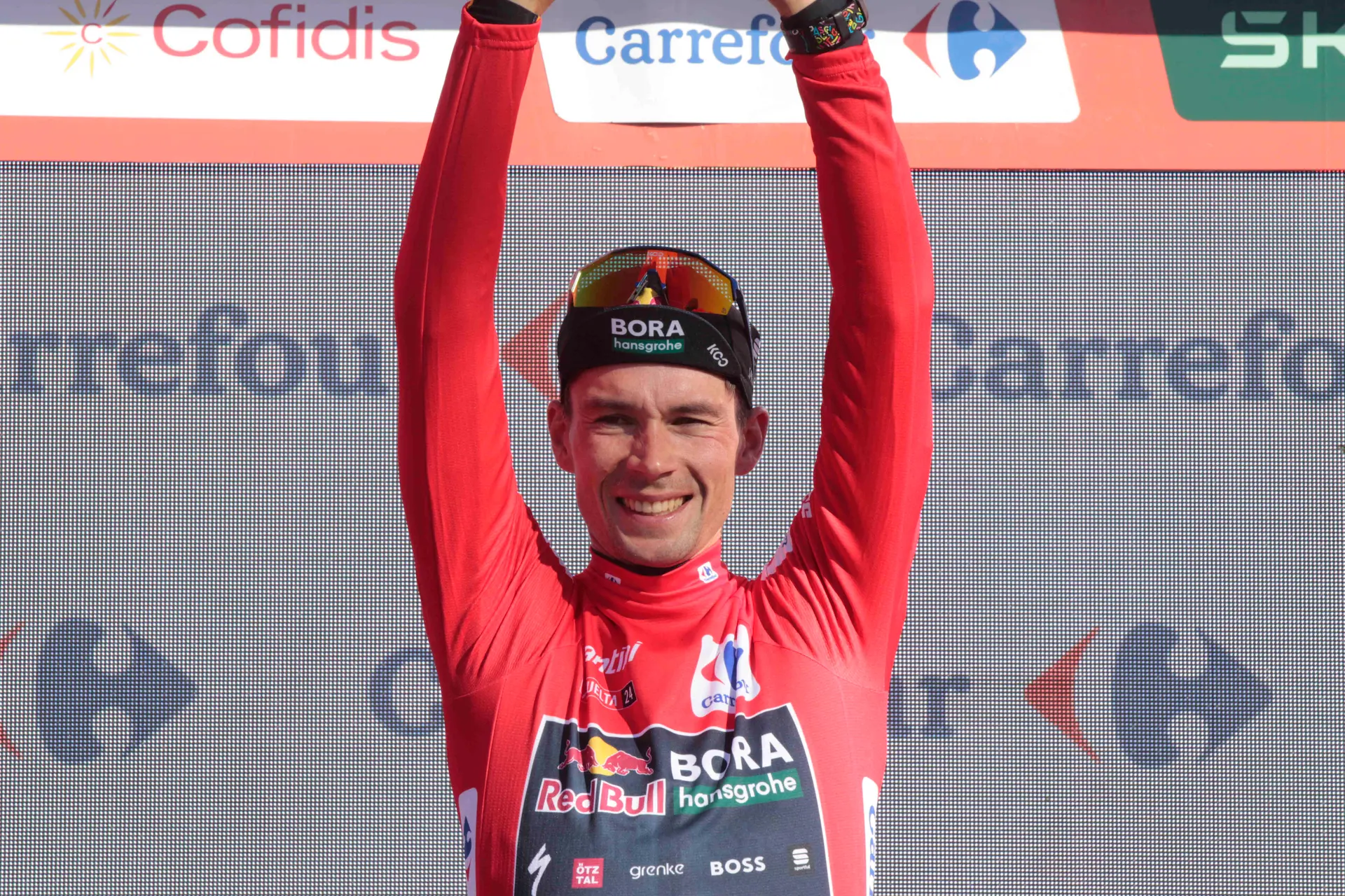 SAISONENDE-AUSZEICHNUNG: Ihre Stimmen krönen Primoz Roglic zum Radsportaktuell Transfer des Jahres 2024!
