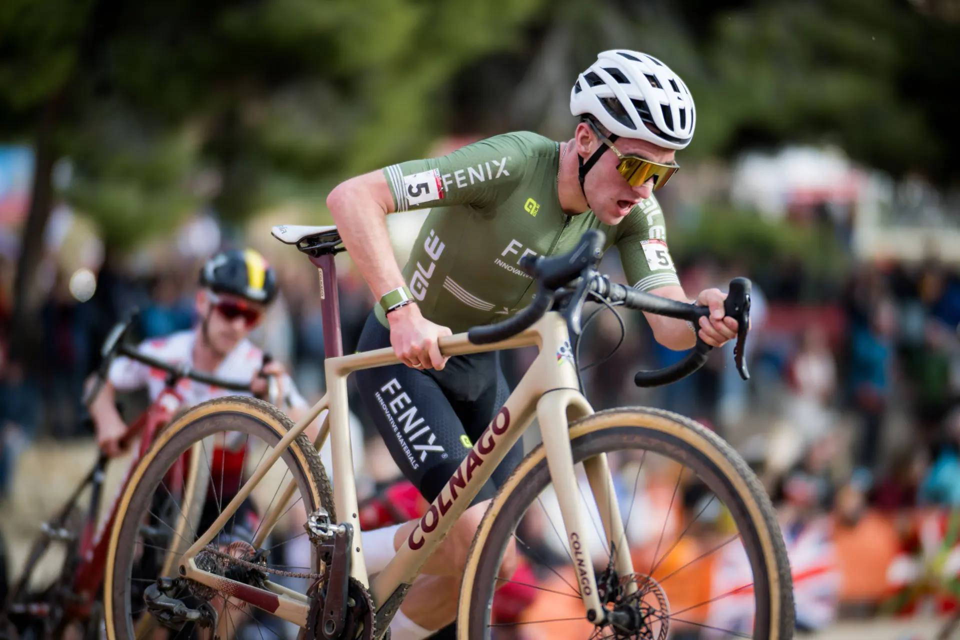 Ryan Kamp gibt zu, dass er in den ersten Runden der CX-Weltmeisterschaften versucht hat, Wout van Aert zu irritieren: "Sich in den Weg zu stellen, sagt viel aus"