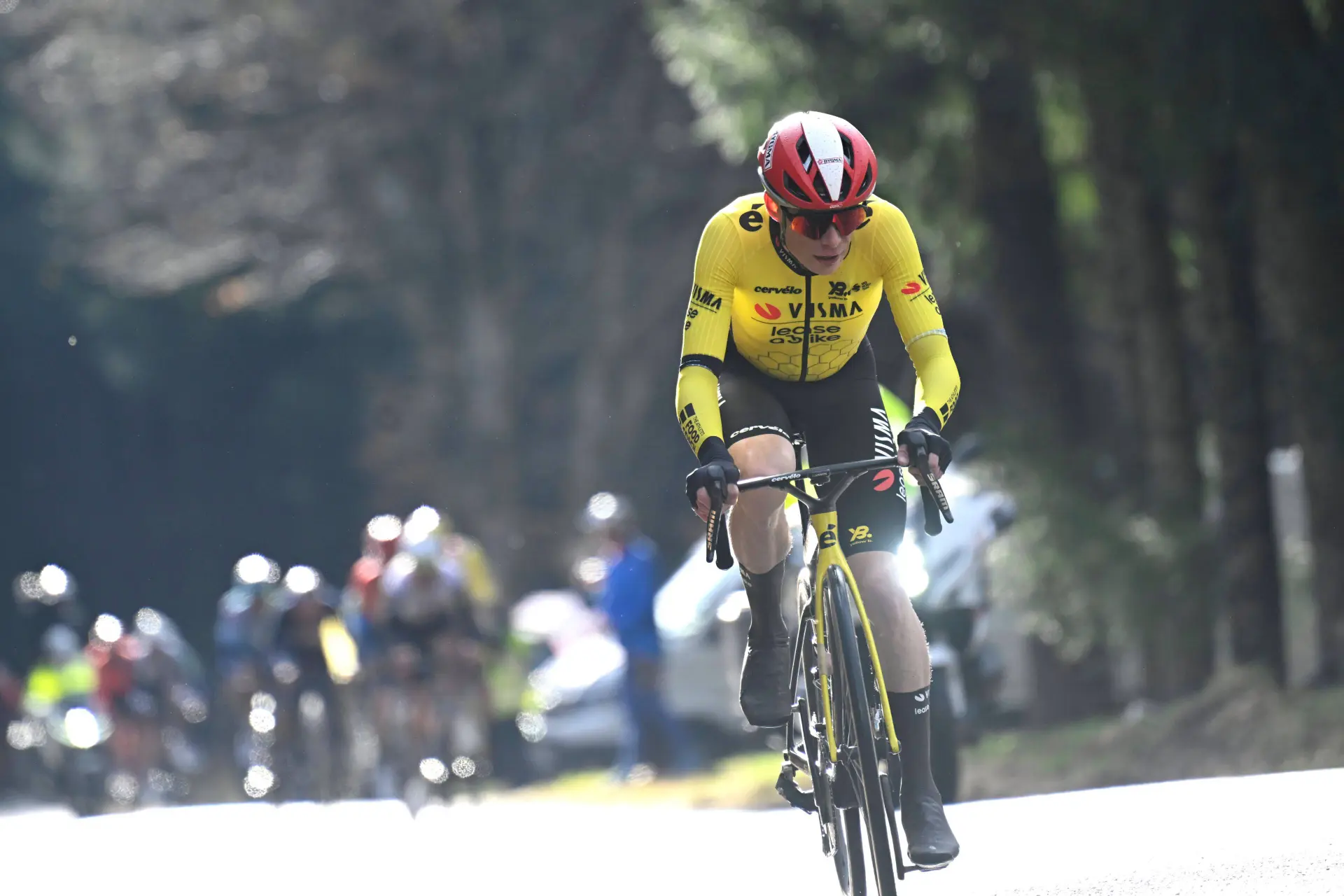 Jonas Vingegaard wird möglicherweise erst wieder beim Criterium du Dauphine antreten, sagt Visma DS: "Er muss mit seiner Familie darüber sprechen".