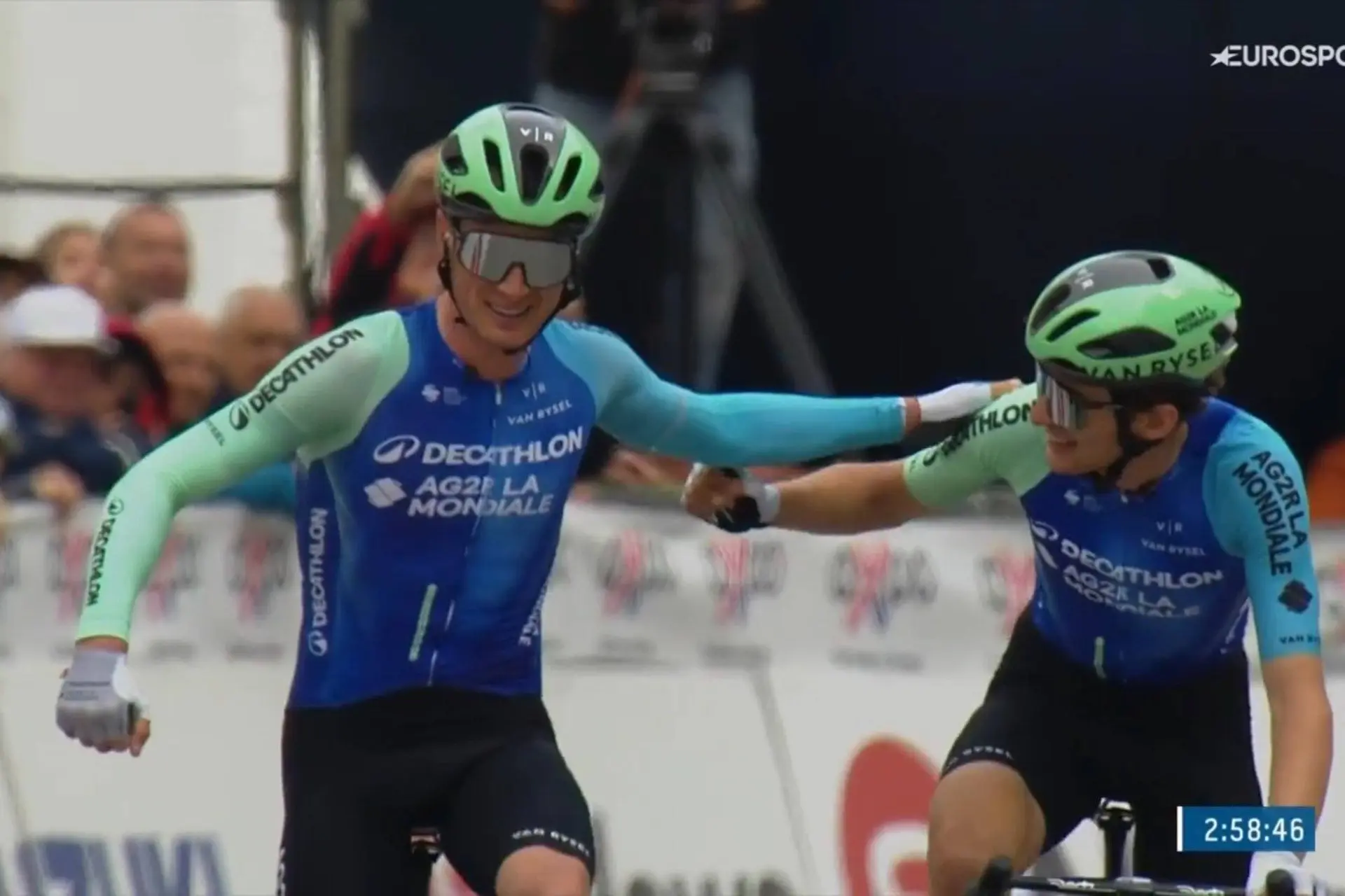 "Nein, Nico hat es mehr verdient als ich!" - Paul Seixas überlässt Prodhomme den Sieg bei den Tour of the Alps