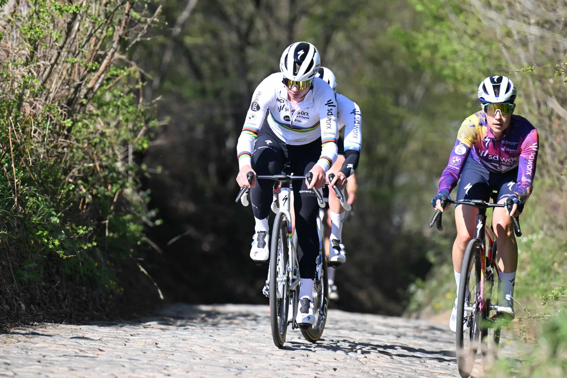 Lotte Kopecky und Lorena Wiebes mit großen Ambitionen für SD Worx bei der Flandern-Rundfahrt 2025: „Mit Anna van der Breggen haben wir drei starke Optionen“
