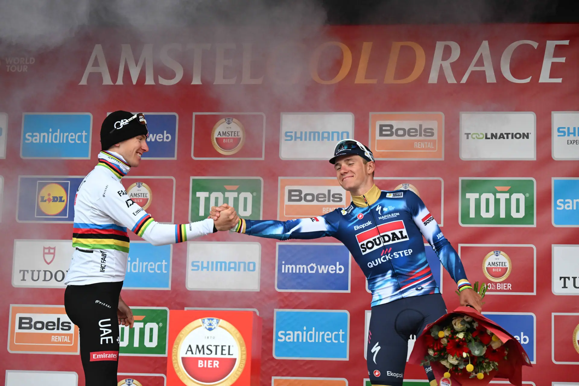 „Wenn sie müde werden und bald aufhören, umso besser“ – Iván Romeo über Pogacar und Evenepoel