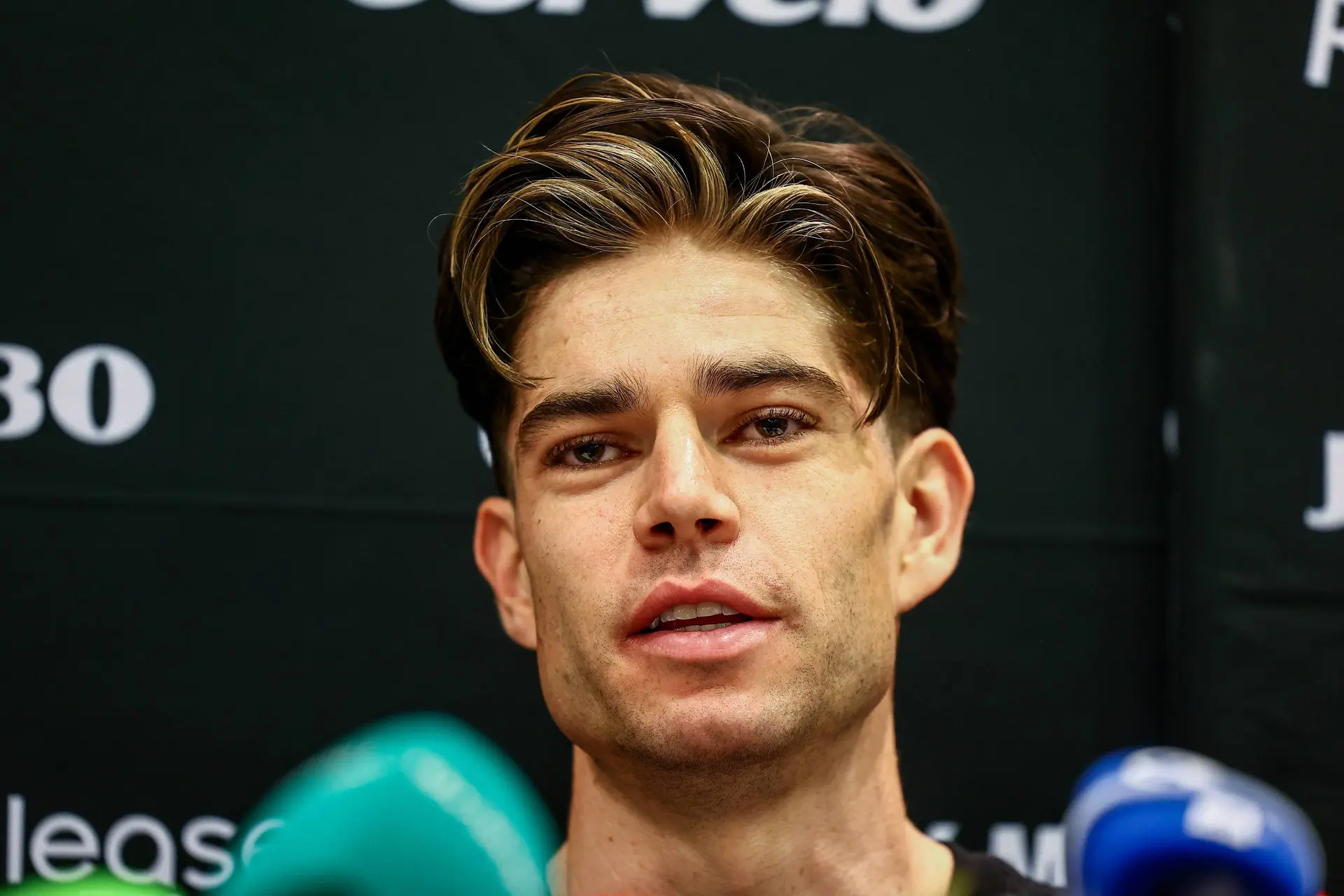 „Wird der Radsport weniger volksnah, wenn man fünf Euro Eintritt verlangt?" – Wout van Aert schaltet sich in die wachsende Debatte über Forderungen ein, bei den größten Radrennen Eintrittskarten einzuführen