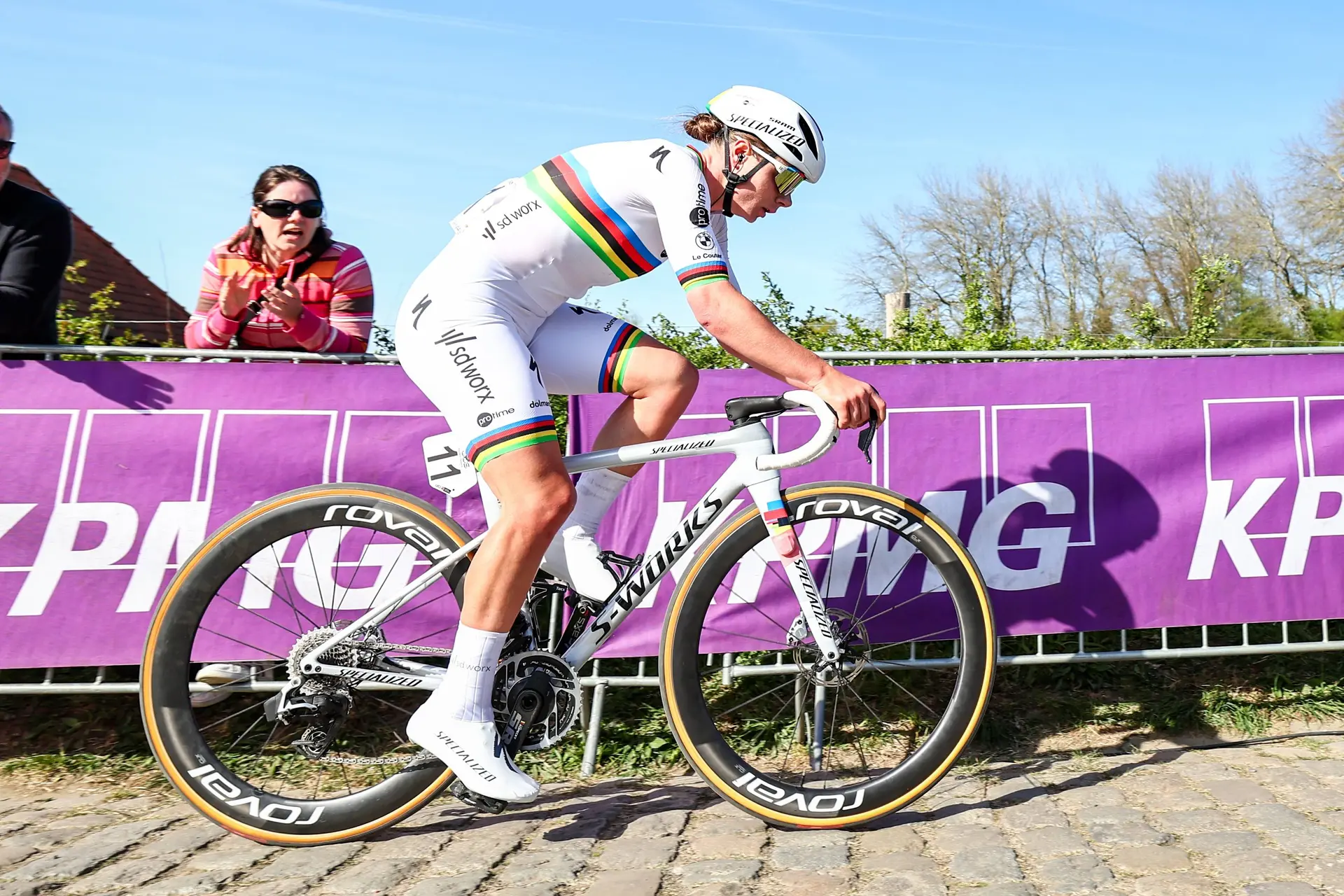 Ergebnisse Zeitfahren der Frauen-Elite-Weltmeisterschaft 2025 - Marlen Reusser dominiert van der Breggen und Vollering und gewinnt das Regenbogentrikot