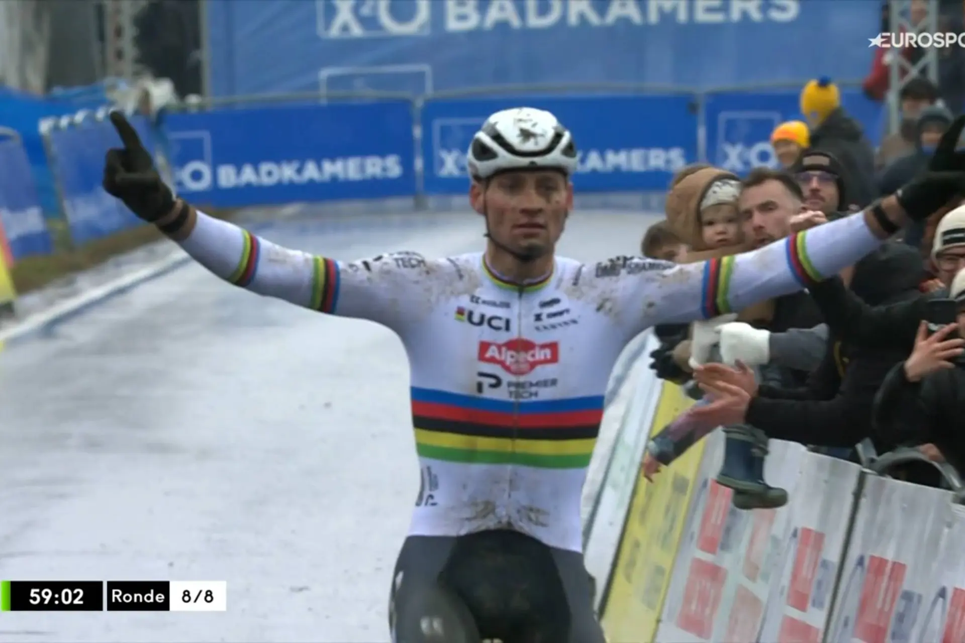 Mathieu van der Poel wins at GP Sven Nys Baal 2026