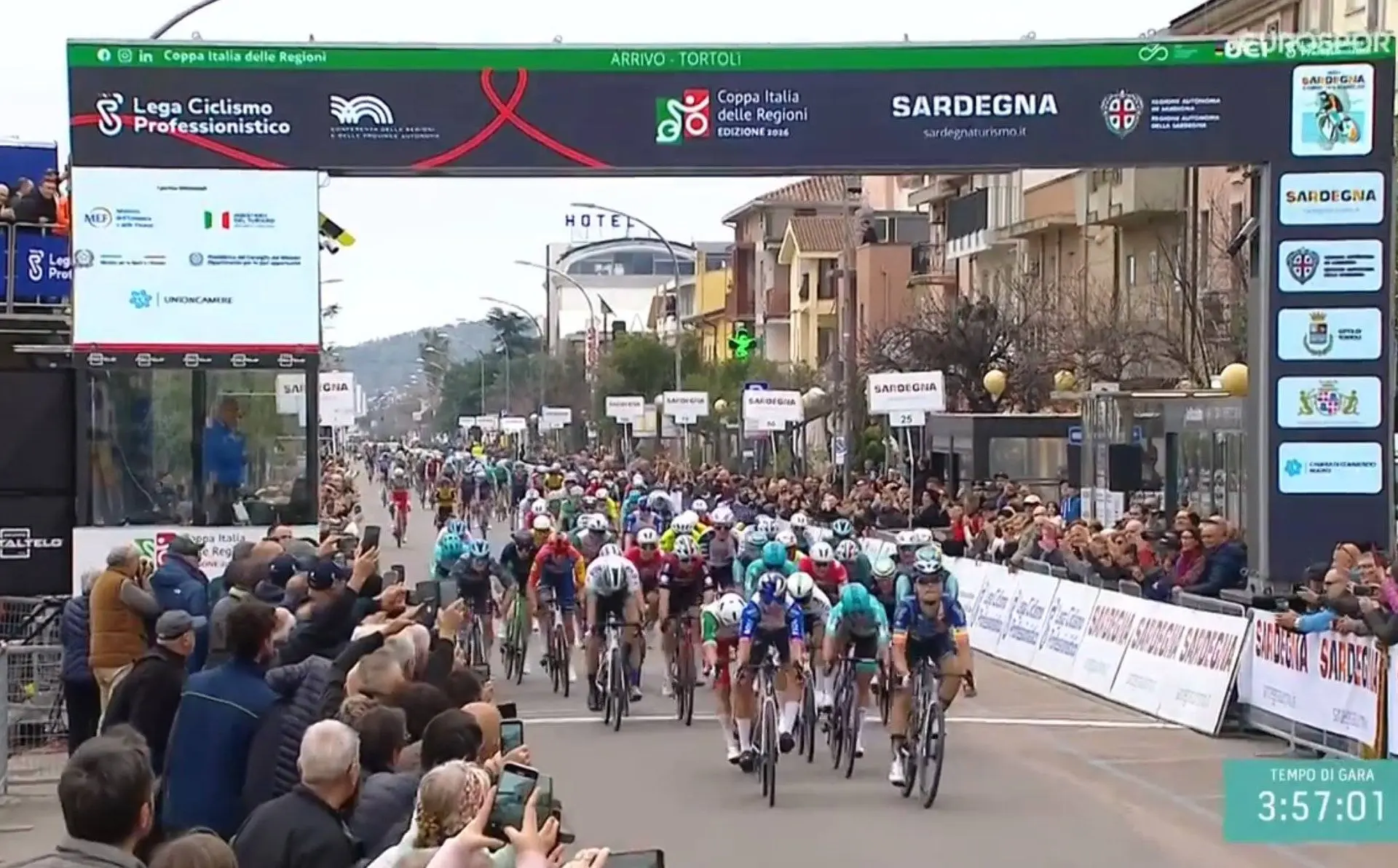 Ergebnisse Giro di Sardegna 2026 | Dusan Rajovic schlägt Donati und holt Etappe 3 im Massensprint
