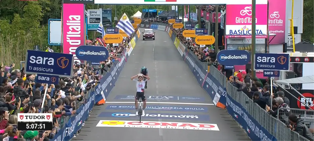 Ergebnisse Giro d’Italia 2026, 5. Etappe – Igor Arrieta siegt nach spätem Sturz und Umleitung