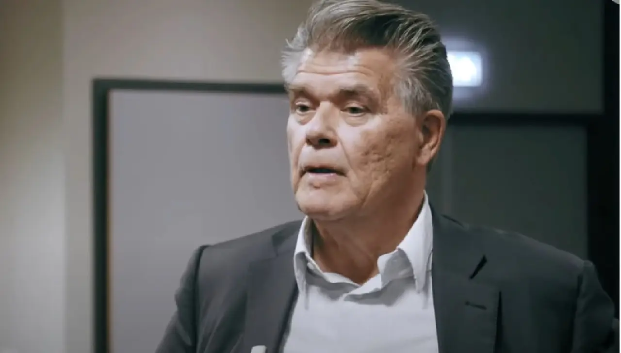 Emile Ratelband deelt vreselijk nieuws: ''Mijn zoon is al weken vermist''