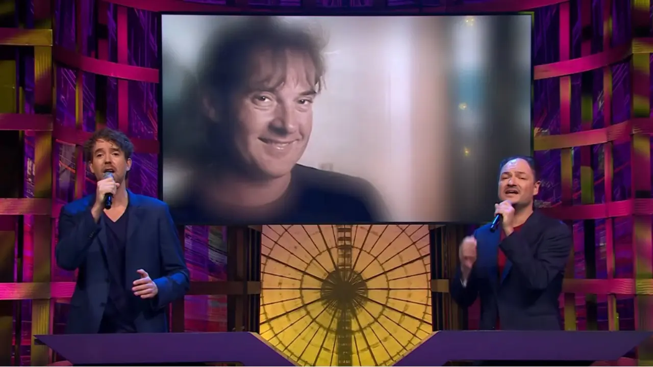Even tot Hier haalt hard uit naar Gerard Joling: ''Die engnek moet weg''