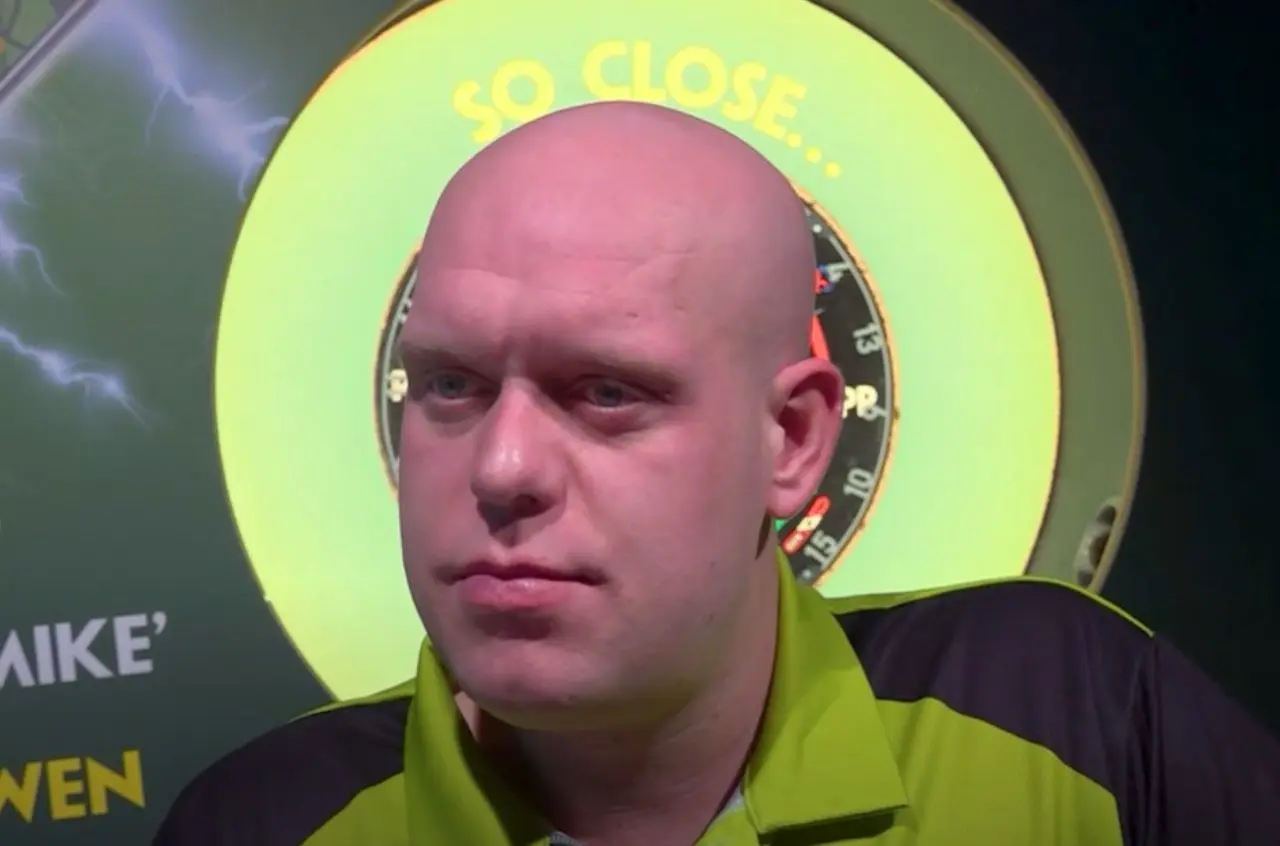 Michael van Gerwen verliest van Luke Littler
