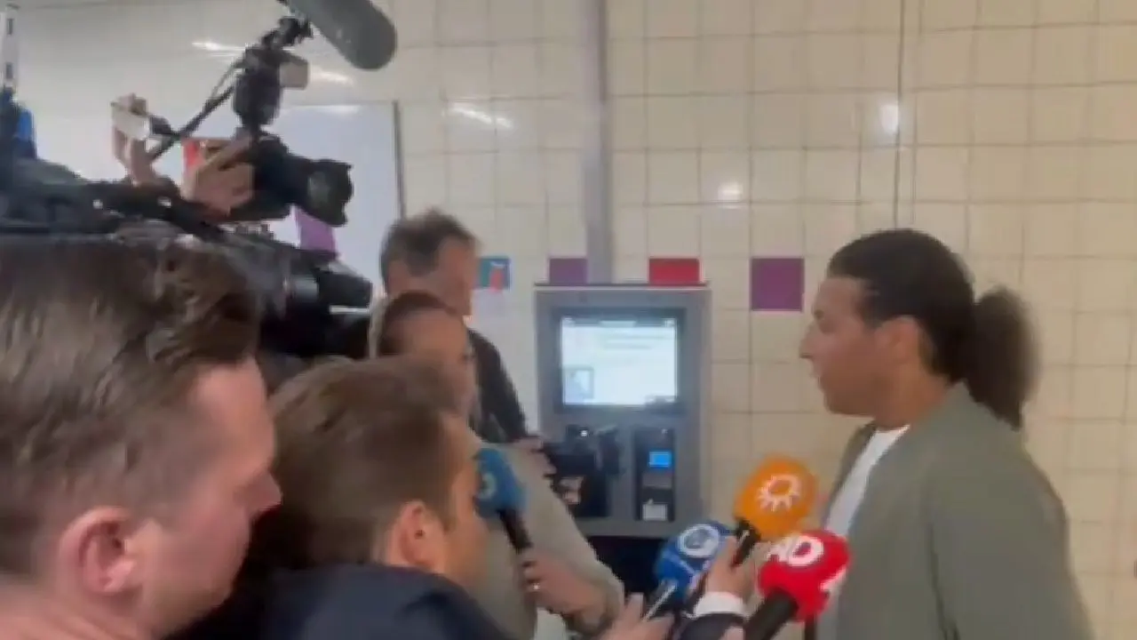 Knokpartij uitgebroken in rechtbank, man probeert Ali B te grijpen