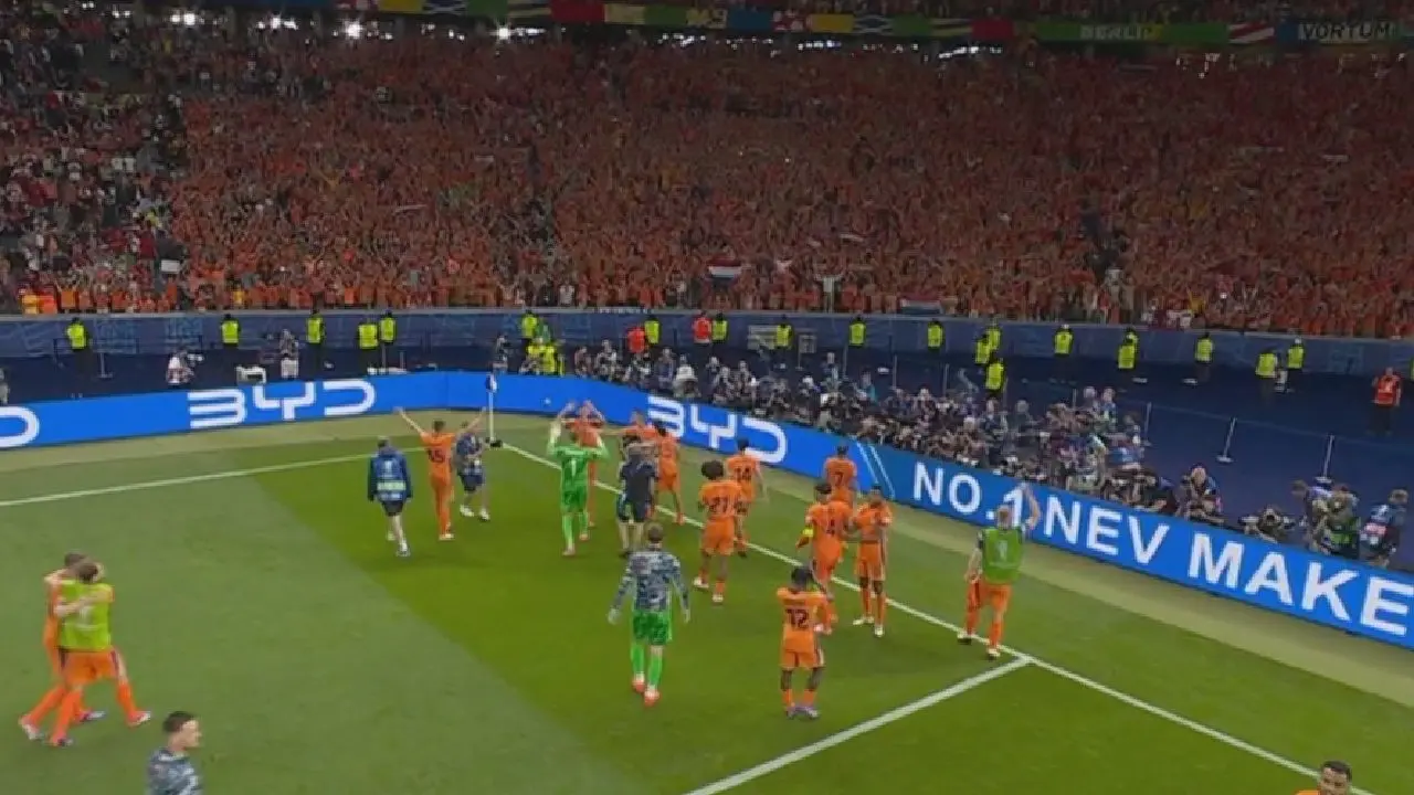 Oranje wint en volgens kijkers komt dat door één speler