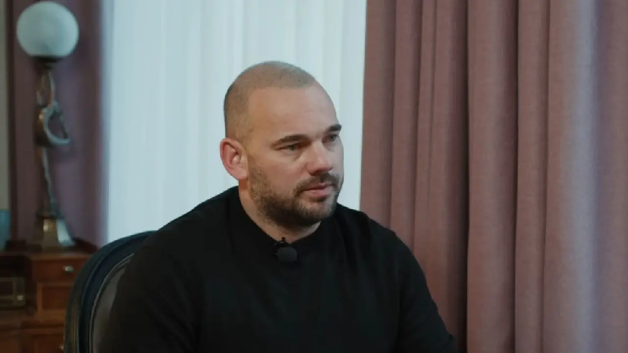 Aangeslagen Wesley Sneijder is 'diep bedroefd' en reageert