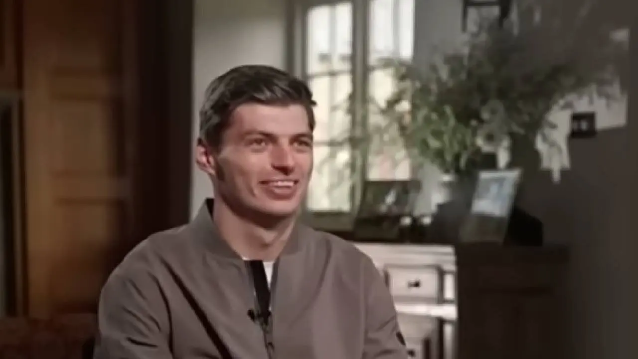 Max Verstappen en Kelly Piquet delen eerste beelden van hun kindje