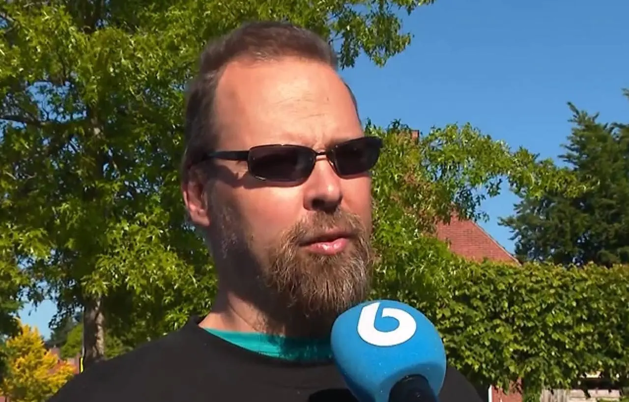 Vader van vermiste kinderen Emma en Jeffrey belt buurtbewoner