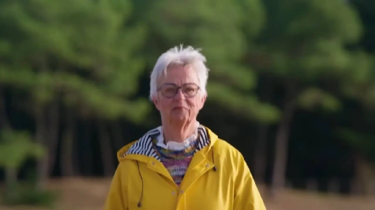 Opmerkelijke realityster duikt op bij B&B Vol Liefde-Magda