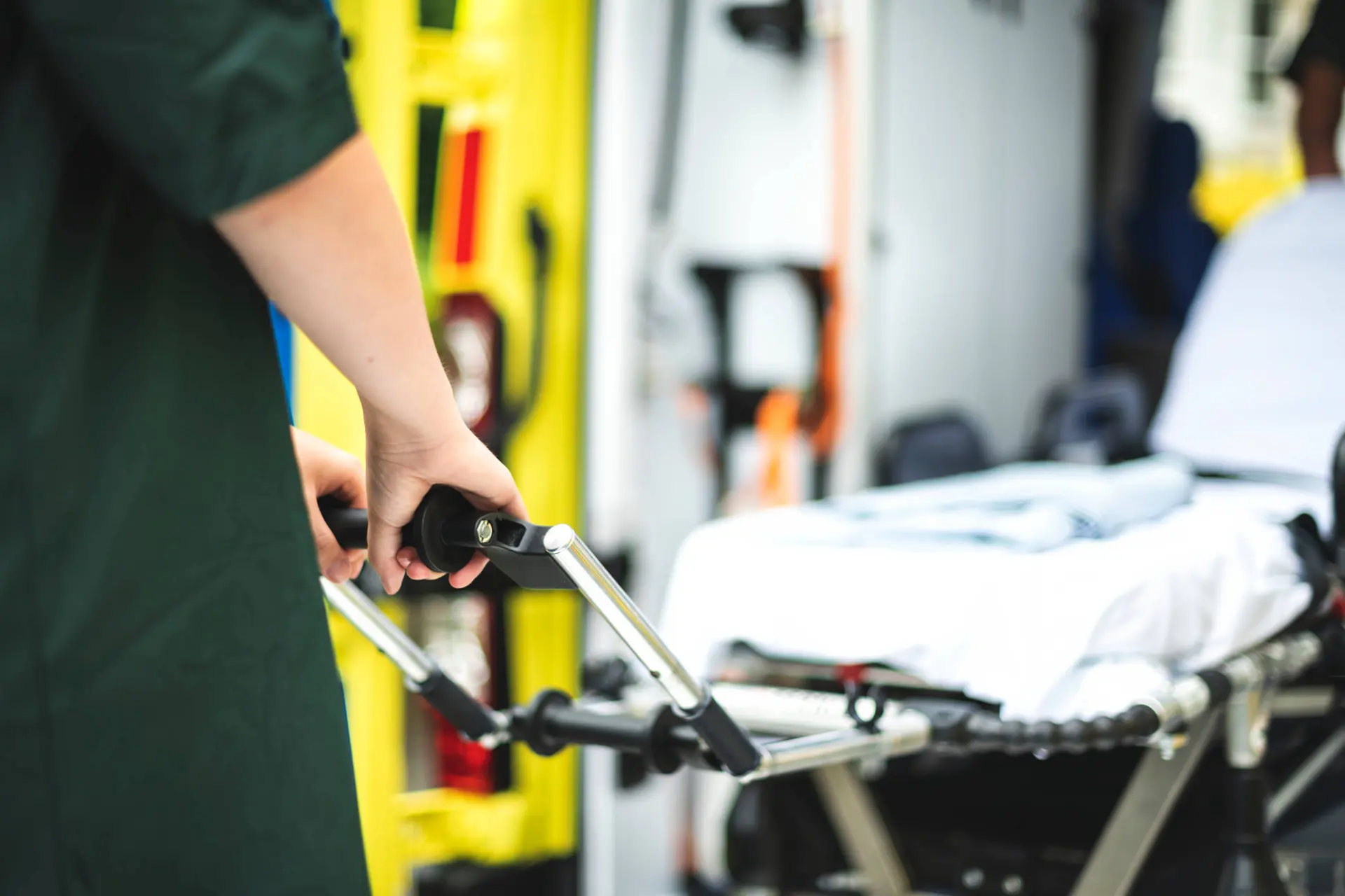 paramedics-work-with-ambulance