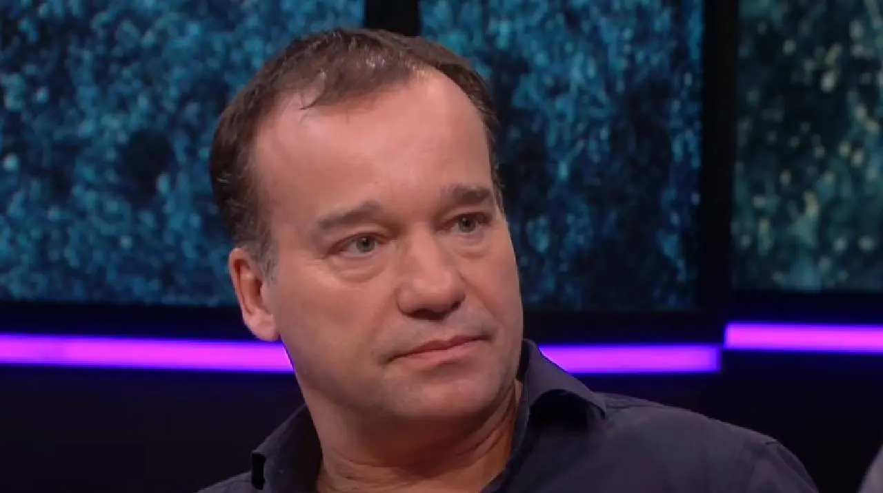 Telegraaf-journalist Mick van Wely ontslagen