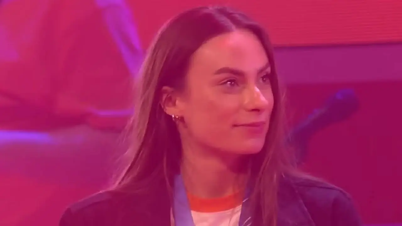 Trainer Femke Kok onder vuur door 'schandalige opmerking' tijdens huldiging
