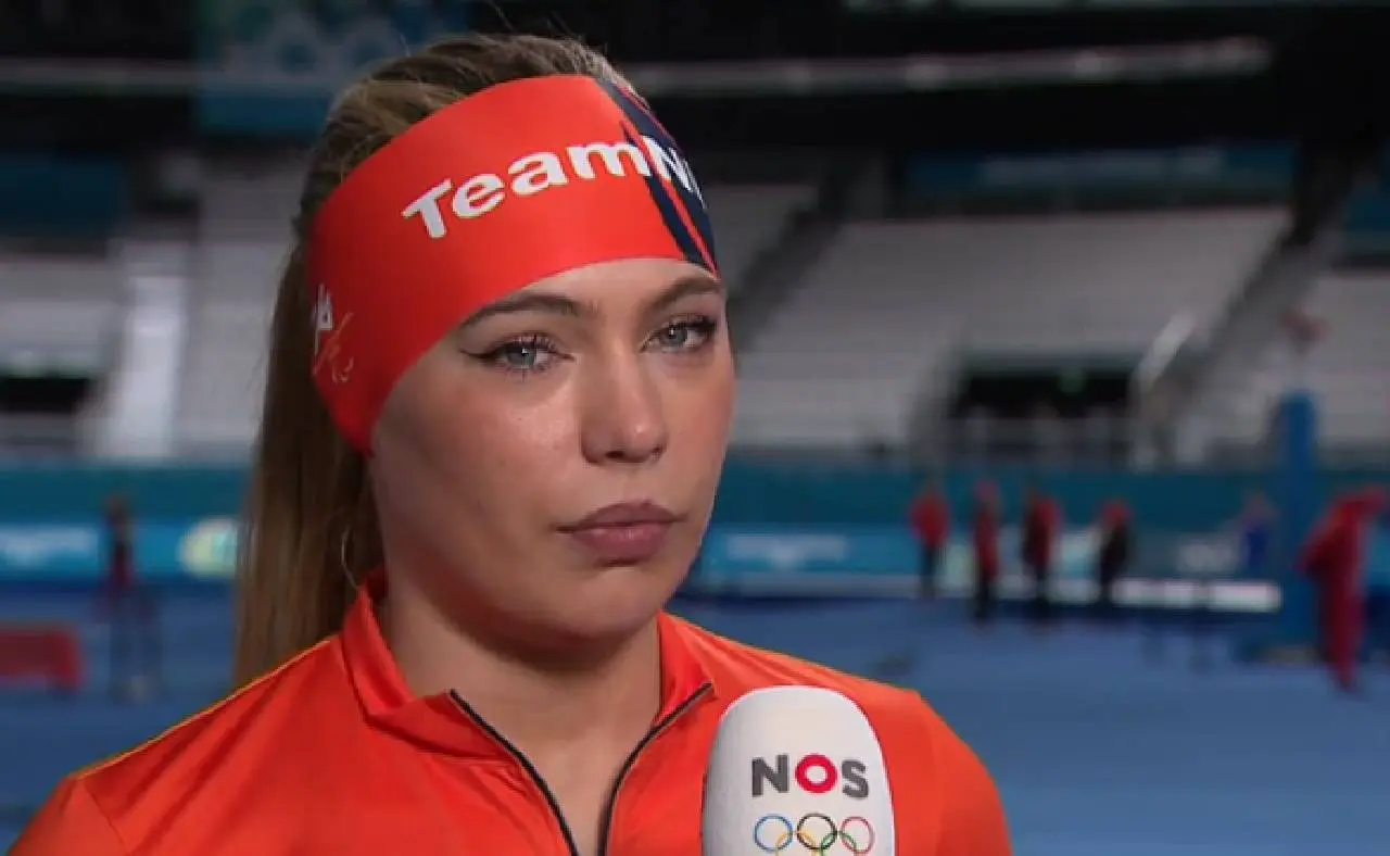 Ireen Wüst en Irene Schouten slopen Jutta Leerdam