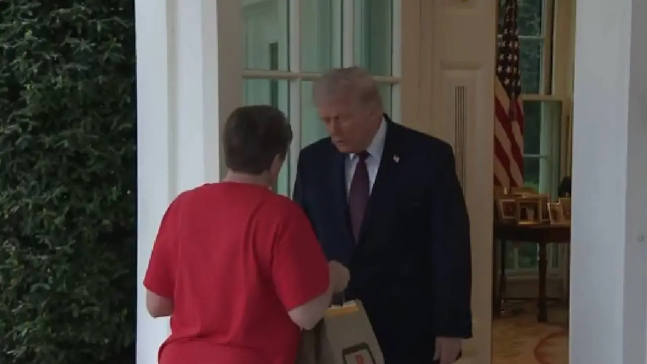 DIT krijgen Willem-Alexander, Maxima en Jetten te eten van Trump