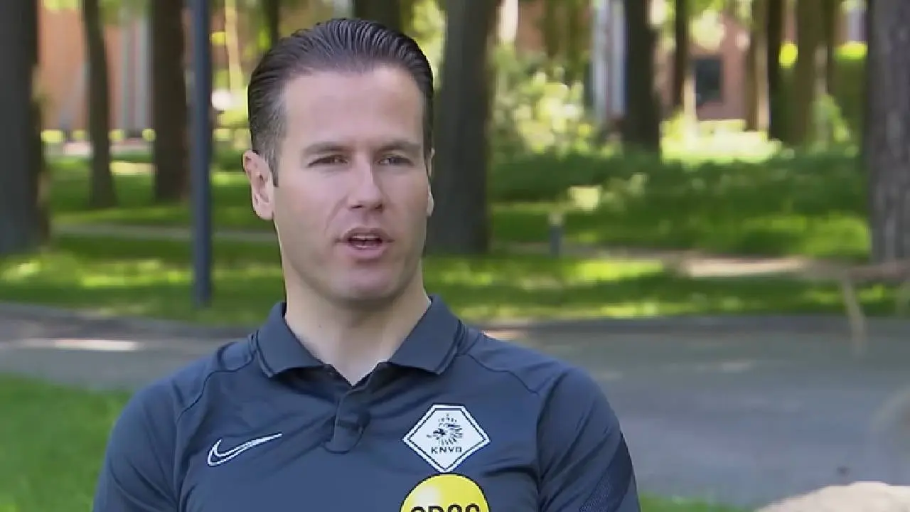 Johan Derksen: Danny Makkelie niet welkom op begrafenis Dieperink