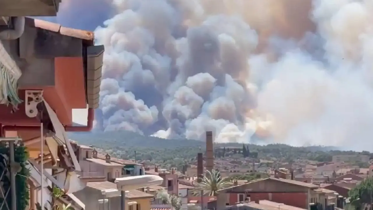 Enorme brand uitgebroken aan de Costa Brava