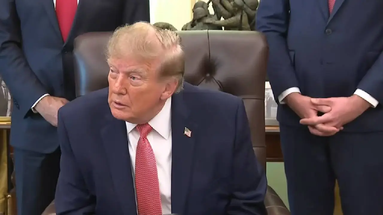 Trump12