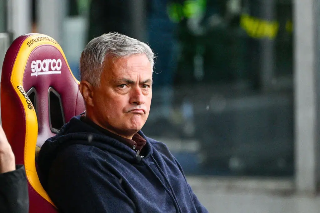 José Mourinho tilbudt 450 millioner om året