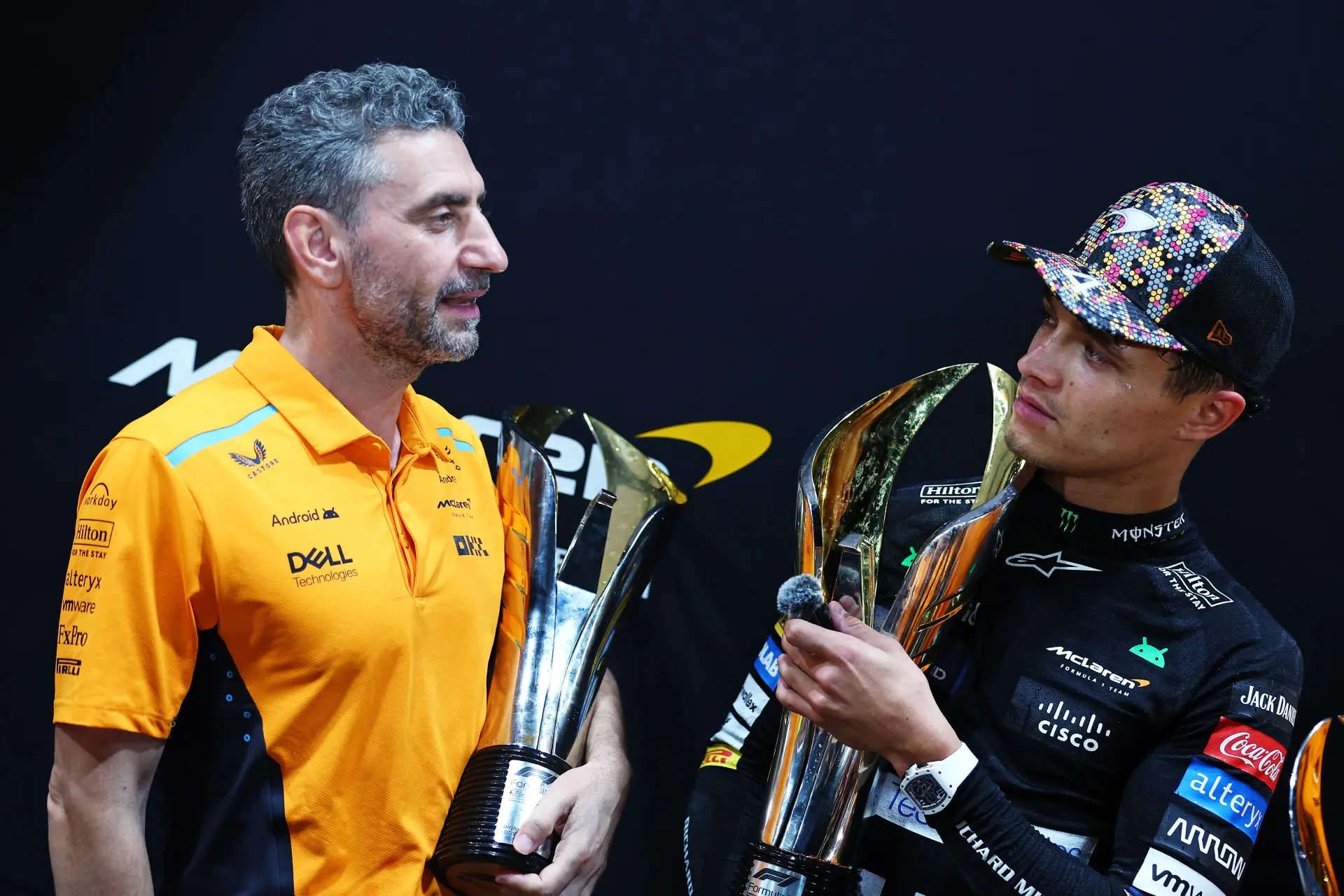 McLaren-chef griber ind efter Oscar Piastri blev svigtet i Singapore