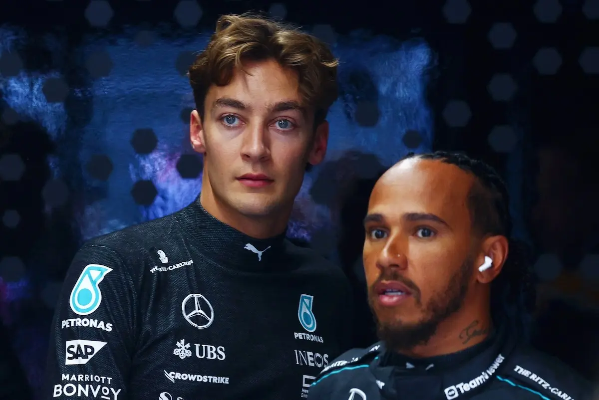 Russell og Hamilton undersøges for en sportslig hændelse