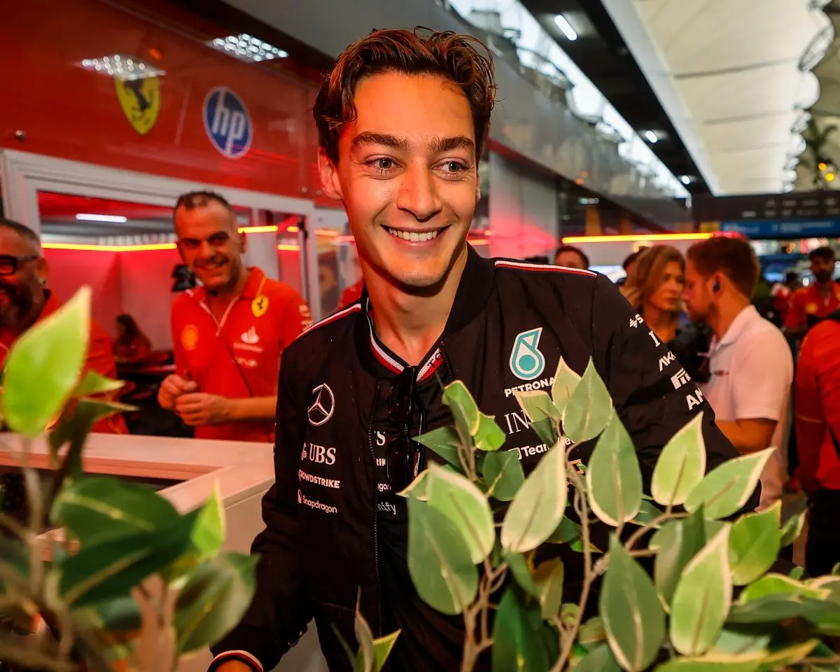 George Russell slår 43 år gammel rekord med Las Vegas-sejr