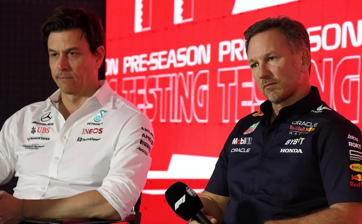 Toto Wolff kritiserer Christian Horner for ikke at bakke sin kone op