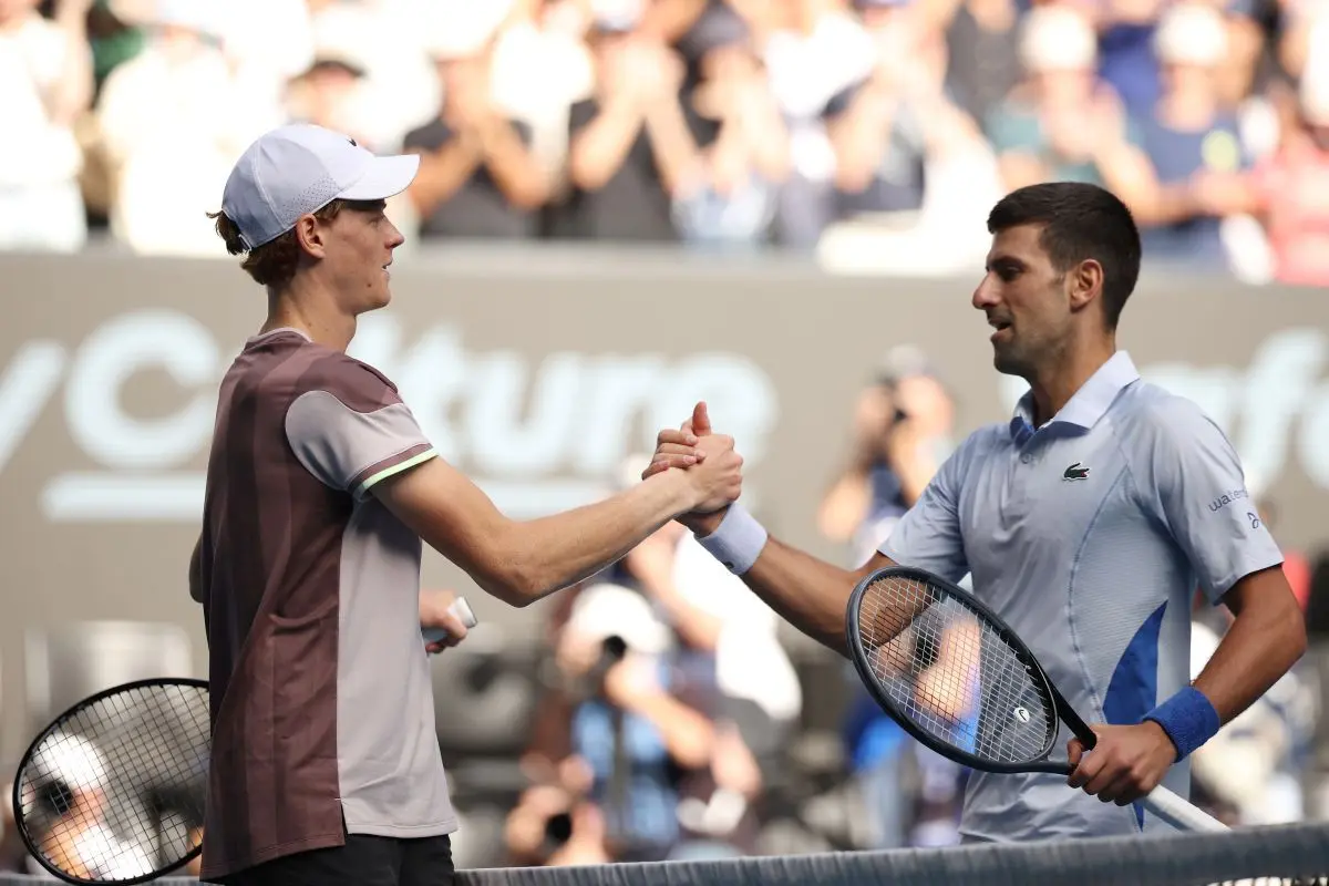 Mestermøde mellem generationer: Jannik Sinner og Novak Djokovic mødes i semifinalen