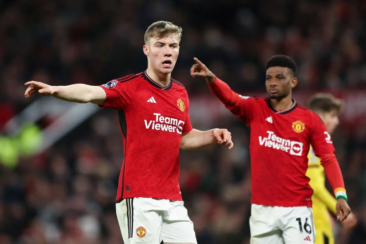 Amad Diallo sender besked til Rasmus Højlund før Manchester-derby efter sammenstød
