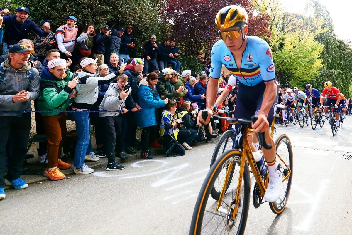 Tour-legende gav Remco Evenepoel opfordring: Nu svarer han igen