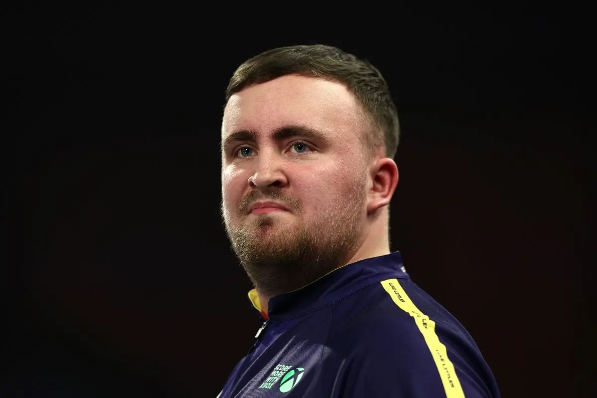 Bedre end Luke Littler - derfor spiller storebror ikke imod sensationen