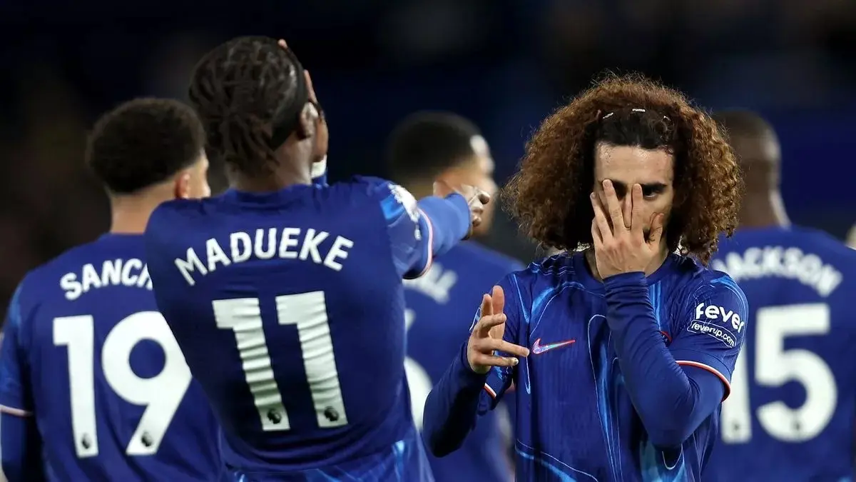 Chelsea-spiller slagtet af eksperterne efter rødt kort: – Pinligt og tåbeligt