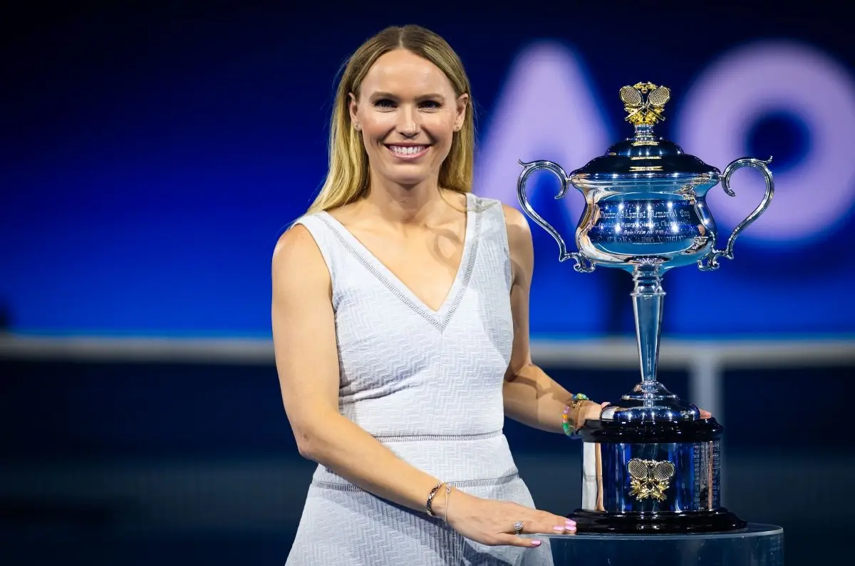 Stor mystik om Caroline Wozniacki: Pludselig stod hun med kvindernes trofæ