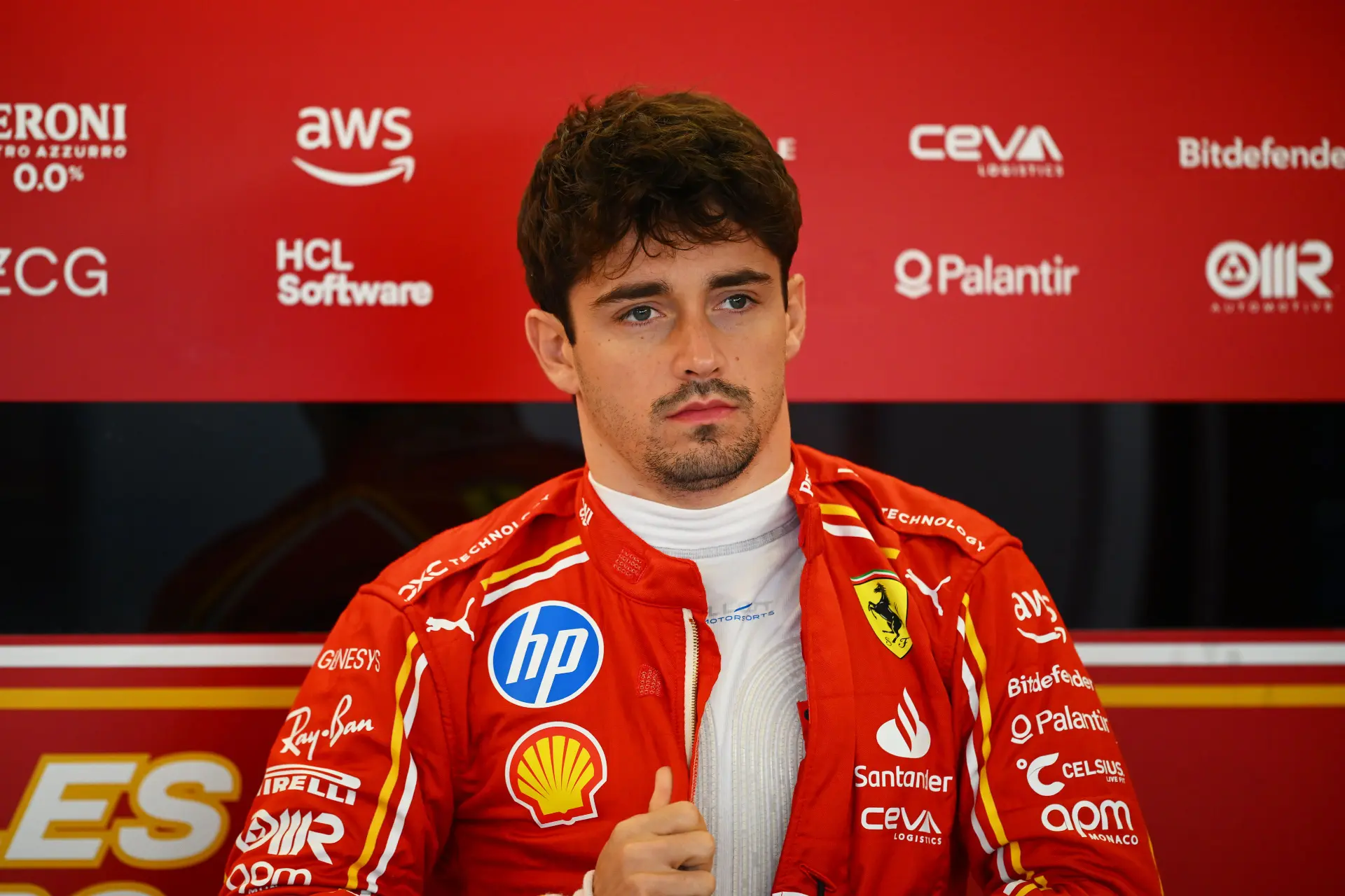 Charles Leclerc i dialog med F1-hold om 2027-skifte