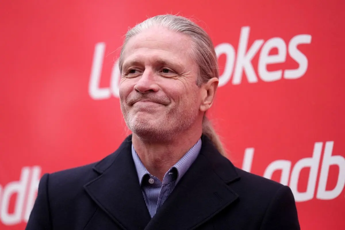Emmanuel Petit i pinligt tv-kiks: Sagde fejlagtigt, at Arsenal-legende er død