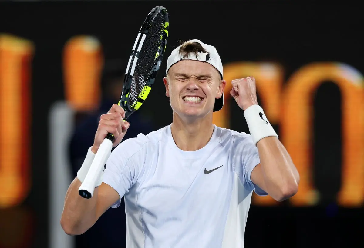 Holger Rune sikrer en plads blandt de sidste 16 ved Australian Open