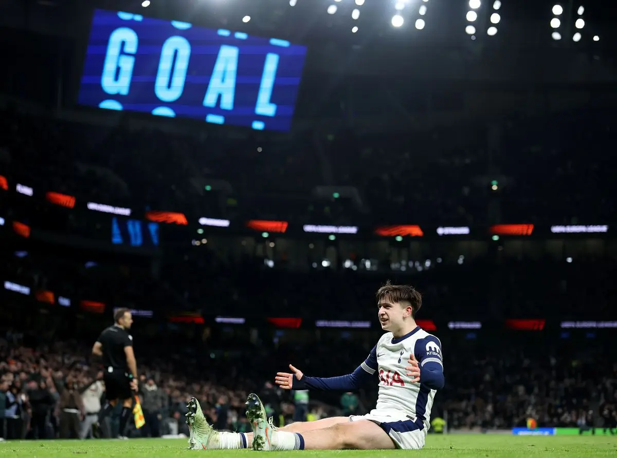 Mikey Moore fra Tottenham slår 68 år gammel rekord