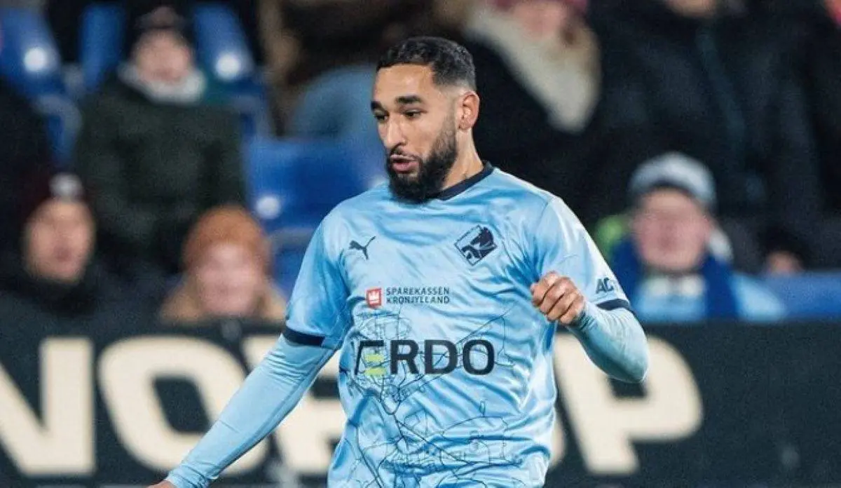Randers-træner bruger Google Translate for at kommunikere med ny spiller